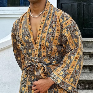 Huiskamerjas heren katoenen blokprint kimono - aardebeige blauw aardewerk bruin gedempte elegantie Mughal Climbers | Streep Perzisch geometrische liefde