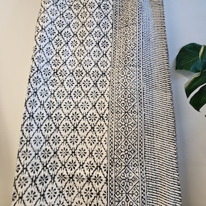 Kantha Stitch Pure Cotton Reversible Bed/Sofa Throw King Size | Handmade HandPrinted Floral Dohar Monochrome Black White Diamond Weave Petal