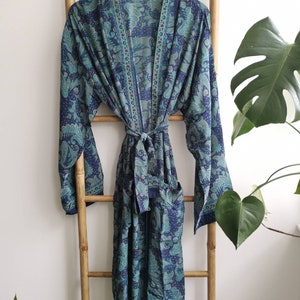 Men's Silk Boho Kimonos Man House Beach Artist Robe Navy Paisley Regal Romance image 3