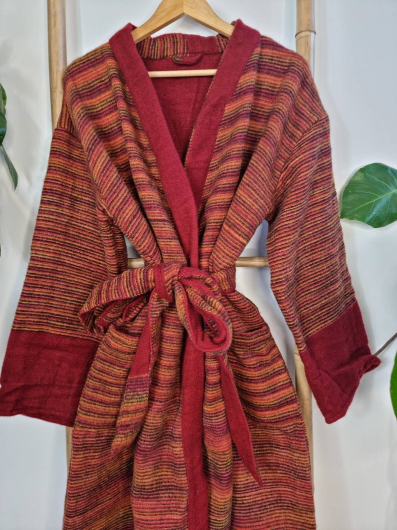 Yak Wool Blend Women Kimono Robe, Cozy Warm Winter Romance Loungewear, Green Paisley Cardigan House Coat with Pockets, Quirky Christmas Gift
