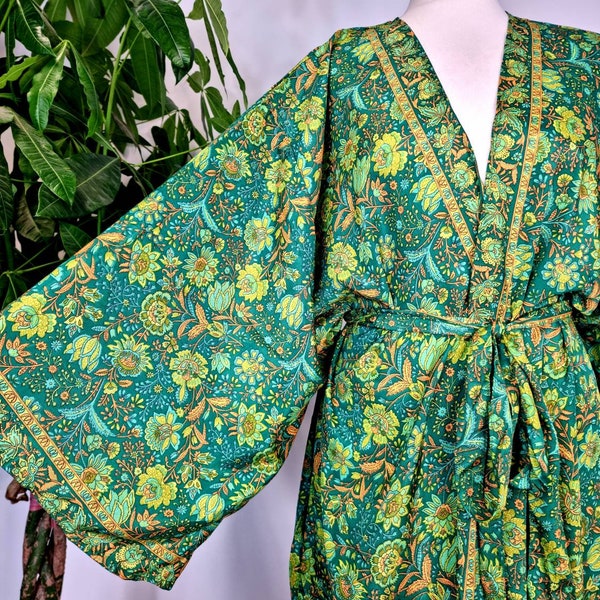 Peignoir d'intérieur majestueux kimono bohème en soie neuf