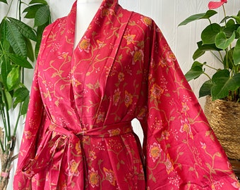 Pure Silk Reversible Recycled Vintage Sari Boho Luxury Kimonos Regal House Dressing Robe Elegant Lover Red Beige Olive | Oriental Dream Love