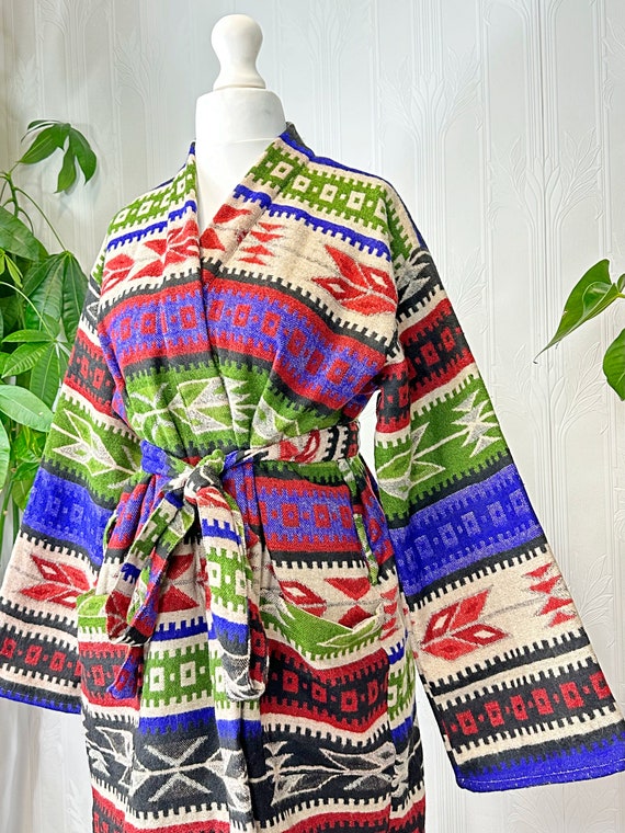 Red-White-Blue Aztec Kimono Red-White-Blue Aztec Kimono