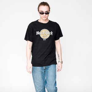 VINTAGE SHIRT - Vintage 90s Hard Rock Cafe iconic t-shirt in black