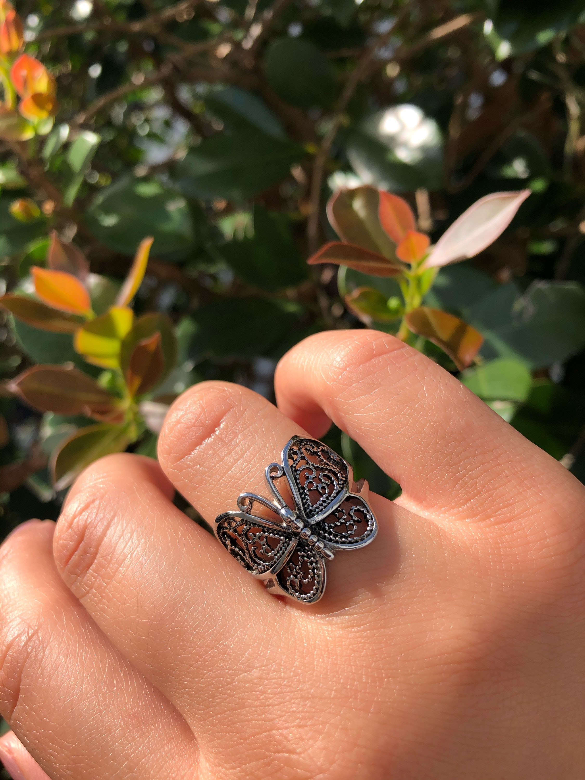 •MARIPOSA NOCTURNA• prehnite + silver ring (SIZE 6.75)