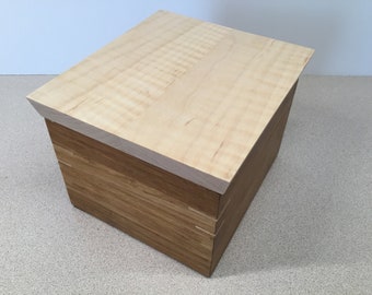 Bamboo box with Maple lid