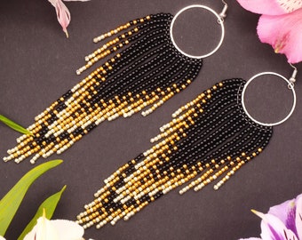 Big black earrings Beaded fringe earrings Gold fringe earrings Fringe hoop earrings Ombre beaded earrings Seed bead hoop earrings