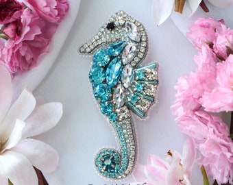 Seepferdchen Brosche Gestickte Brosche Seepferdchen Pin Fisch Brosche Seepferdchen Schmuck Mantelbrosche Sicherheitsnadel Brosche Elegante Brosche Perlenbrosche