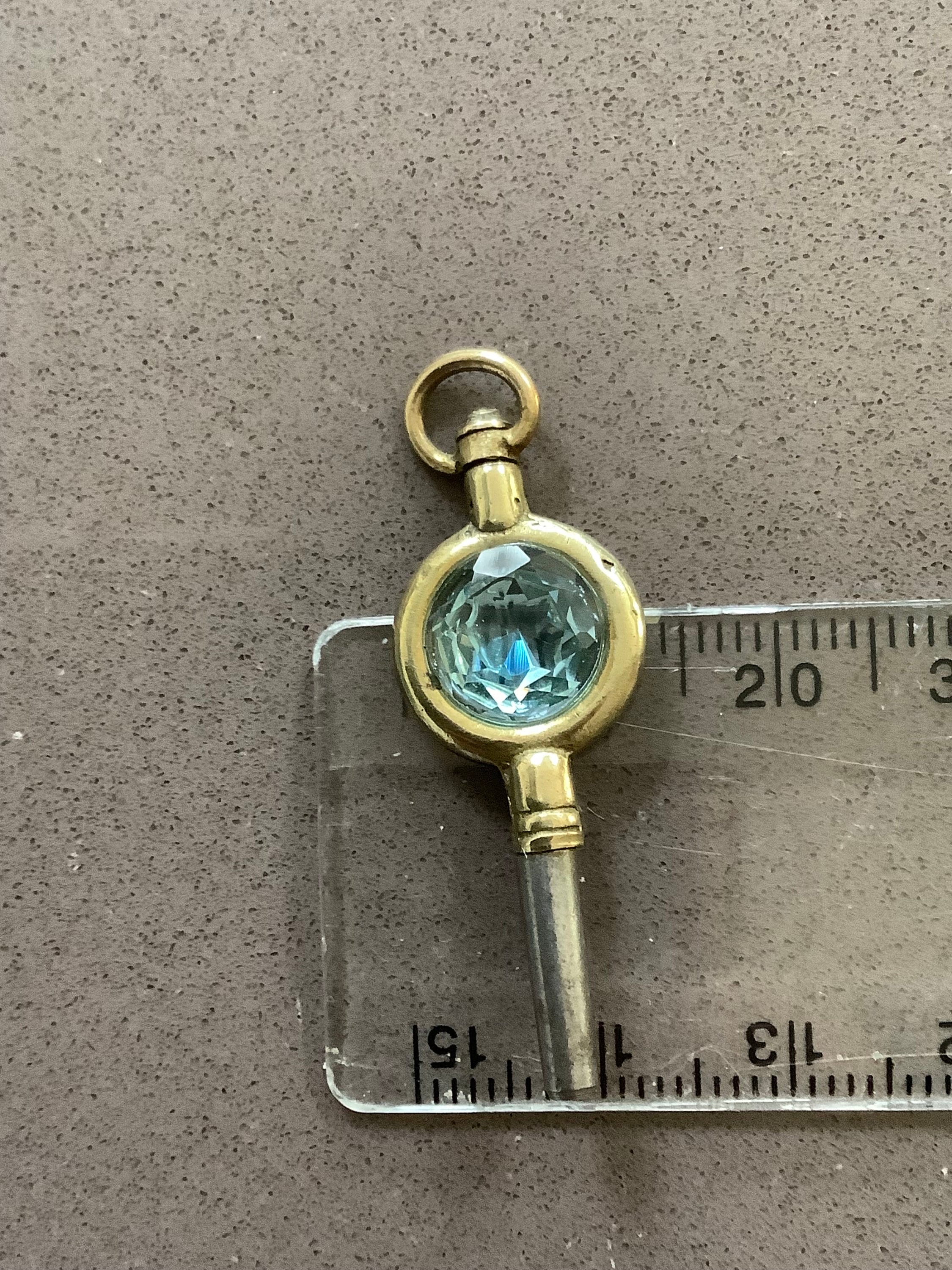 Antique Victorian Gold Tone Pocket Watch Key Winder With 9 Mm Natural