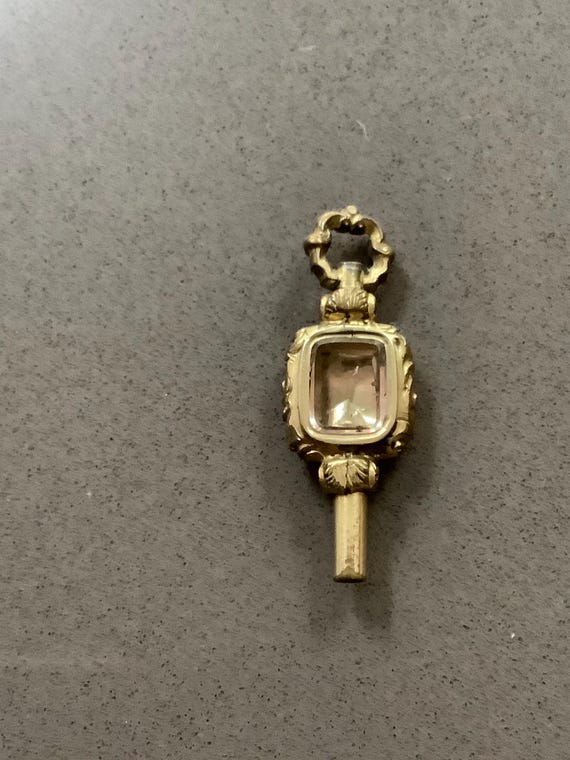 Antique rolled gold flat rectangular repousse dou… - image 4