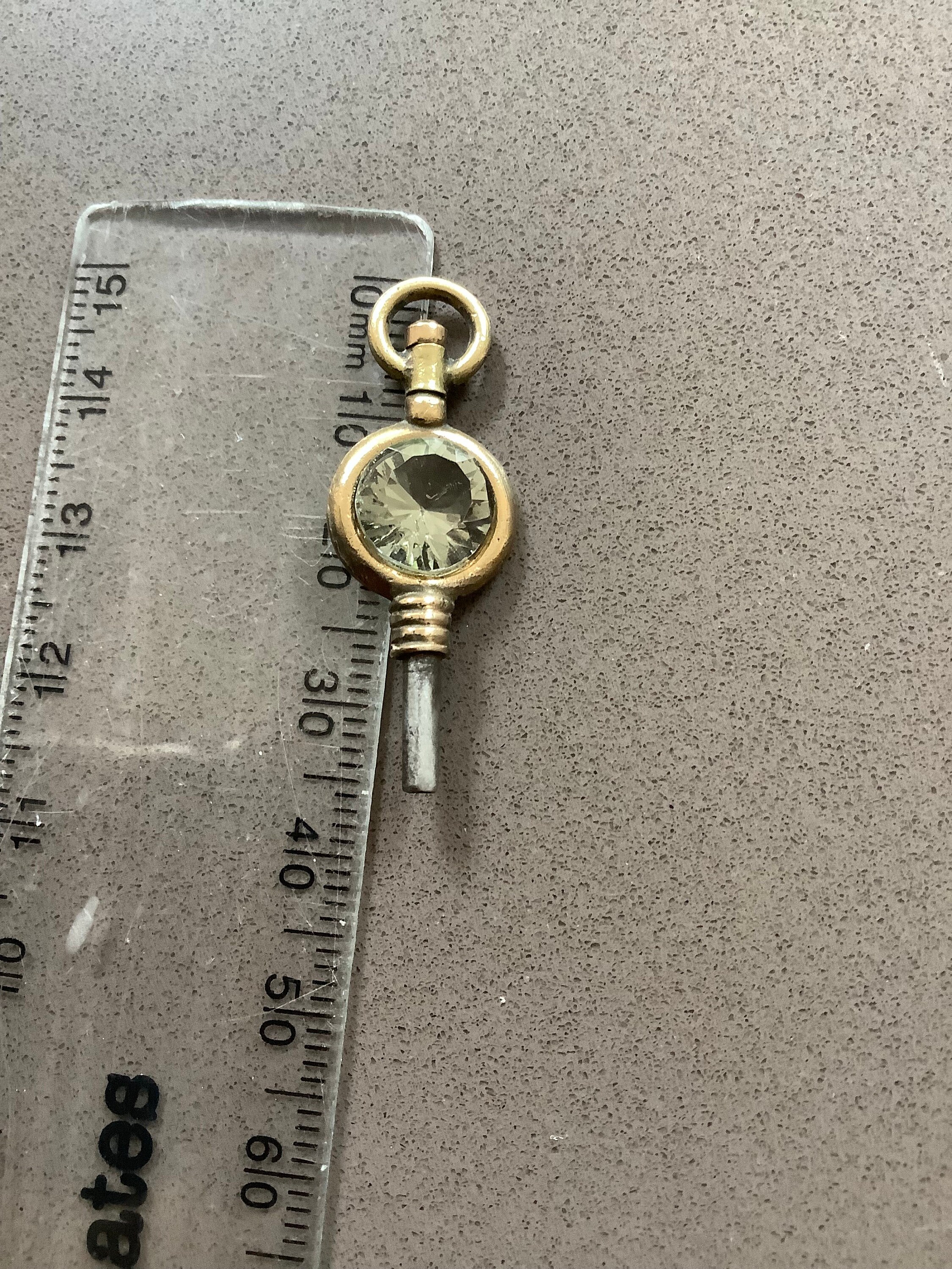 Antique Victorian Gold Tone Pocket Watch Key Winder With 9 Mm Natural