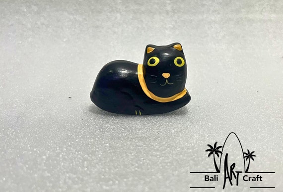 ミニチュア黒猫フィギュアシリーズ 木彫り - Etsy 日本