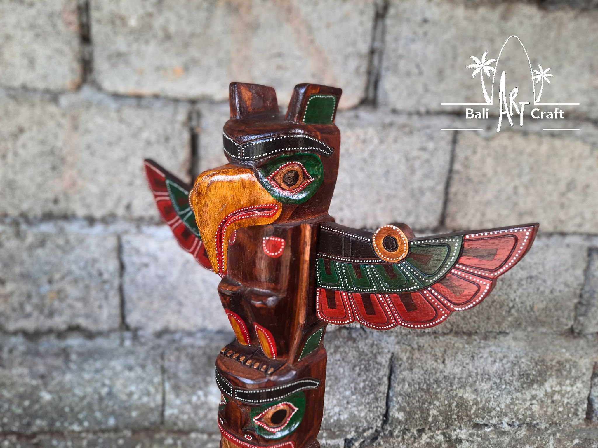 23インチ木製トーテムポール：手彫りの鷲、ホームデコレーション