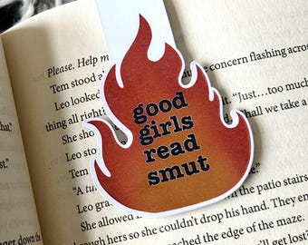 Good Girls Read Smut Magnetic Bookmark - Pikantne - Zabawne - Pikantne Książki - Miłośnicy Książek - Humor - Czytanie - Miłośnicy Smut - Książkowe Prezenty