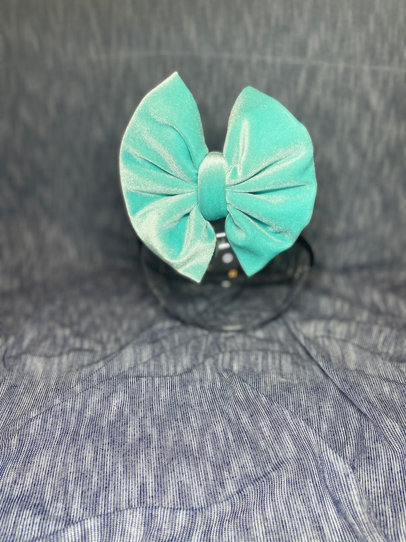 Elsa Blue bow on nylon or clip