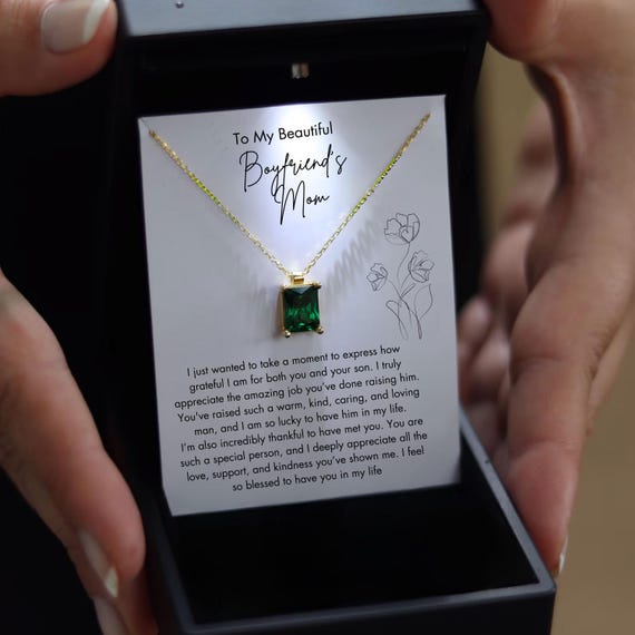 Boyfriend's Mom Jewelry for Mothers Day, To My Boyfriend's Mom Necklace Birthday Gifts, Mother in Law Jewelry Gift with  Message Card