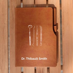 Personalisiertes Zahnarzt-Notizbuch, Dentist Journal, Schreibblock, Geschenk für Zahnarzt, Zahnarztwerkzeuge Themed Journal, DDS Geschenk, Geschenk für Kieferorthopäde