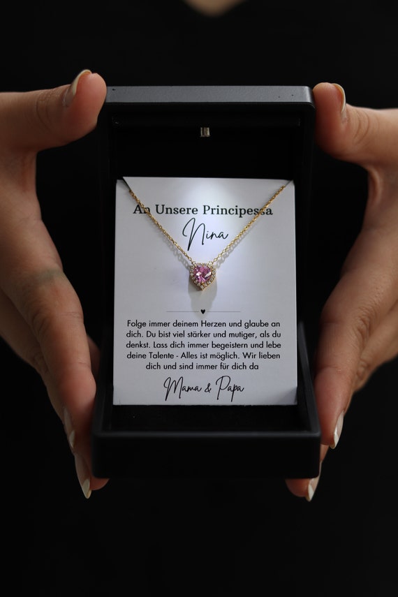 Silbernes Herz-Halskette mit LED-Box, Schmuck mit Personalisierungskarte, Geschenk für besondere Anlässe, Geburtstag Mädchen,