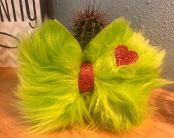 Handmade Grinch-Inspired Hair Bow with Red Heart – Holiday Hair Accessory for Christmas Cheer