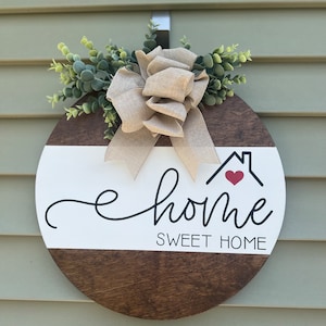 Home Sweet Home Sign - Elegant Welcome Door Hanger, Round Front Porch Decor, Entryway Statement