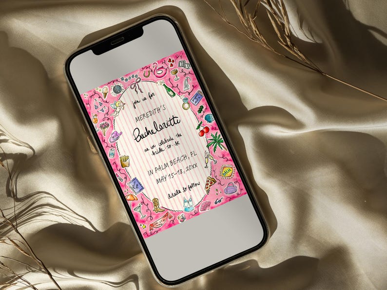 K&ouml;nnte beinhalten: Ein Smartphone zeigt eine rosa Aquarell-Einladung f&uuml;r Merediths Junggesellinnenabschied. Die Einladung enth&auml;lt dekorative Illustrationen von Flamingos, Champagner und anderen Party-Symbolen. Der Text lautet "In Palm Beach, FL, May 15-18, 20xx."