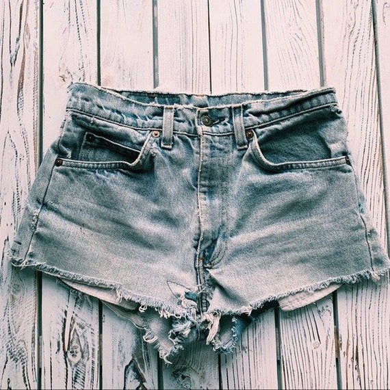 VINTAGE LEVI'S 70's Orange Tab Denim Jean Shorts
