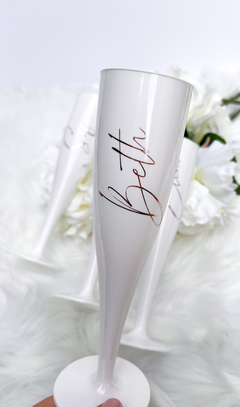 Flûtes à champagne personnalisées pour mariage : verres à prosecco blancs image 4