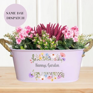 Gepersonaliseerde Moederdag plantenbak, verjaardagscadeau, gepersonaliseerde plantenpot, oma's tuin plantenbak, metalen plantenbak, oma cadeau, oma, oma
