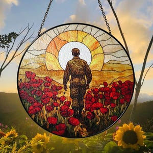 Memorial militair gebrandschilderd glas Suncatcher, Poppy Flowers Suncatcher, Solider met Poppy Flower Ornament, Veteraan Memorial Gift