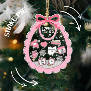Personalized Baby&#39;s First Christmas Ornament: 4D Shaker Ornament