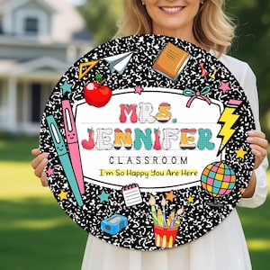 Custom Teacher Door Hanger 2D/3D Wooden Sign, Composition Book 2D/3D Sign, Teacher Appreciation Gifts, Teacher Name Class Welcome Sign