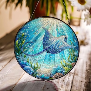 Manta Ray Stained Glass Suncatcher: Sunlit Ocean Ornament