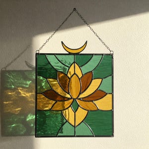 Digital Download Moon Lotus Stained Glass PATTERN, Festive Suncatcher Design, Hobby License Download, Geometric Flower Stained Glass Decor