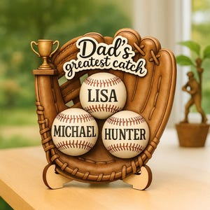Personalized We Caught The Best Dad 2-Layered Wooden Plaque With Stand, Custom Kid&#39;s Name Baseball Sign,Gift for Dad/Husband, Baseball Lover