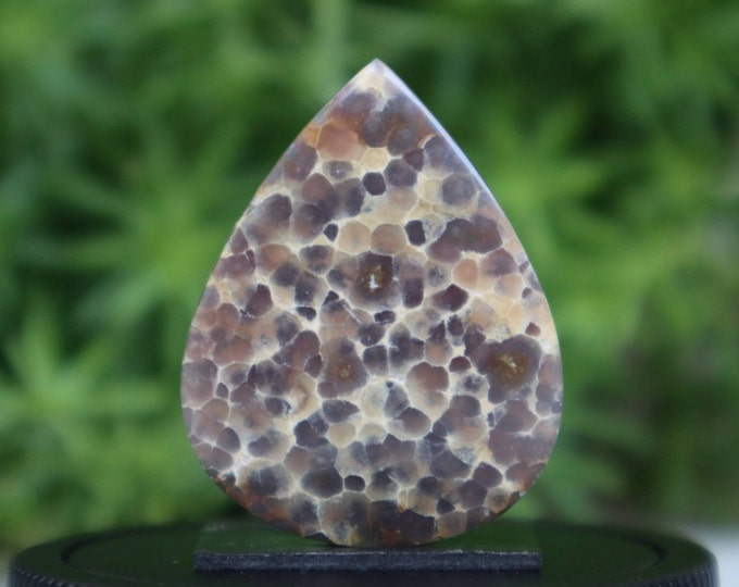 Grape agate