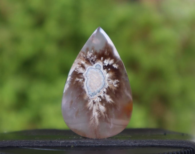 Purple Plume Moss Agate,Flower agate,Agate rock,Agate stone, Malachite Gemstone,Mohs scales of mineral hardness,Agate crystal meaning