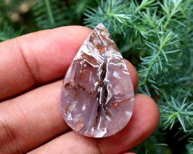 Copper in purple chalcedony