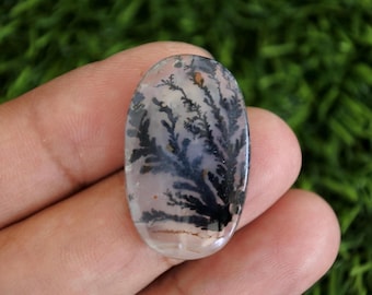 Dendritic Agate Cabochon: 30mm Pendant Making Gemstone (5.5g)