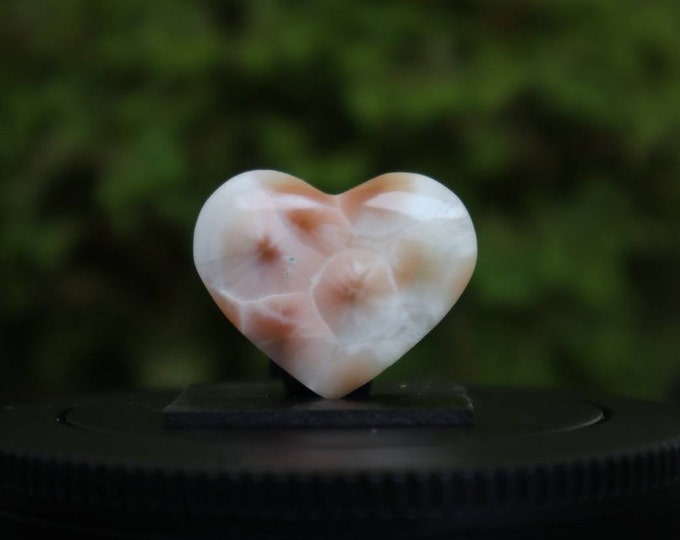 Thomsonite Heart