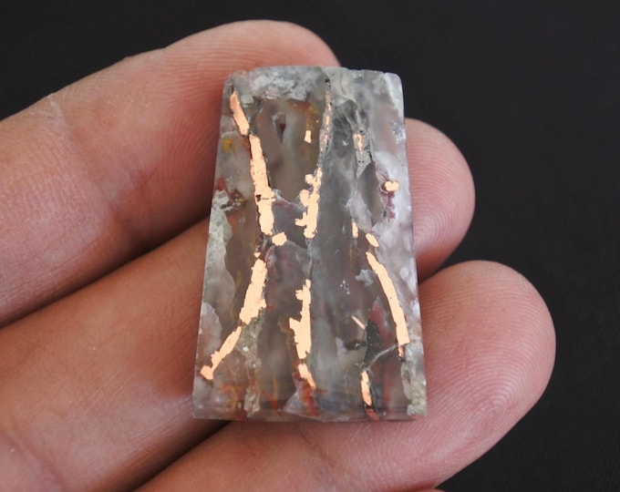 Copper in Chalcedony