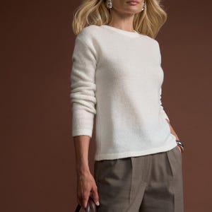 Premium Merino Alpaca Wool Jumper, Women&#39;s Soft Mohair Sweater, Minimalist Warm Pullover, Sustainable Knitwear