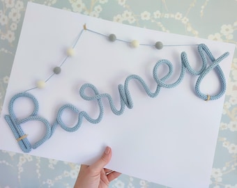 Letrero personalizado con nombre de alambre tejido: Decoración infantil
