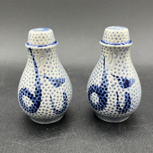 Vintage Salt Glaze Cobalt Blue Stoneware Shakers, Salt and Pepper, Pottery