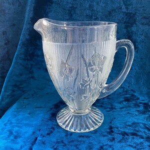 Iris & Herringbone Pattern Jeanette Glass Water Pitcher, Art Deco, Depression Glass, Botanical