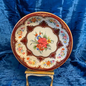 Beautiful, Unique Vintage Daher Decorated Ware English Tin Bowl