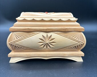 Intricately-Styled Wooden Jewelry Box, Gorgeous Velvet Interior, Rectangular