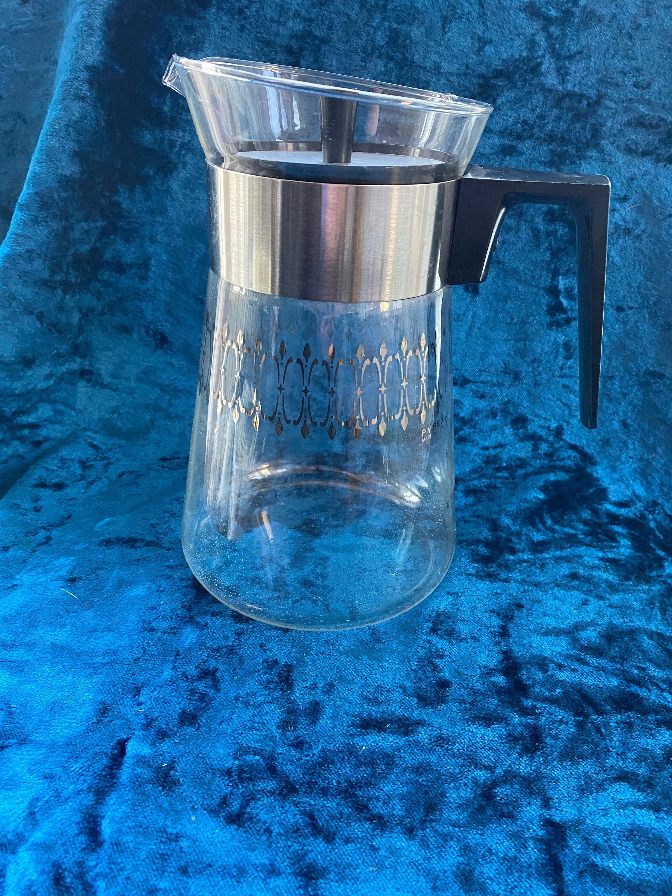 Vintage Black and Decker SPACESAVER 10 Cups Coffee Maker Coffee Carafe Pot  Replacement Parts. 