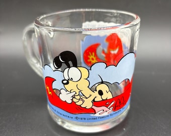 Vintage, 1970's Garfield Mug, "I'm Easy to Get Along With..." Garfield and Odie in a Canoe, McDonalds