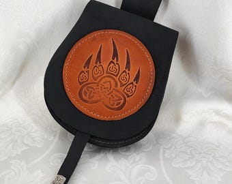 Black bear claw motif leather belt pouch with carved leather plate and metal fitting - belt bag, fanny bag, LARP, leather bag, medieval