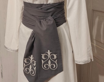 Embroidered medieval sash or belt for LARP, Fantasy or Historical Costumes - 6 color variants, 100% cotton, ceremonial, unisex, outfit belt